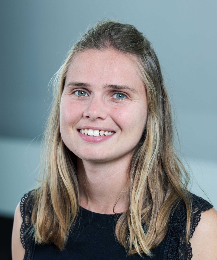 Dr. Laure Civier